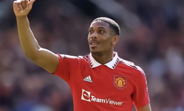 由吉布斯 由吉布斯